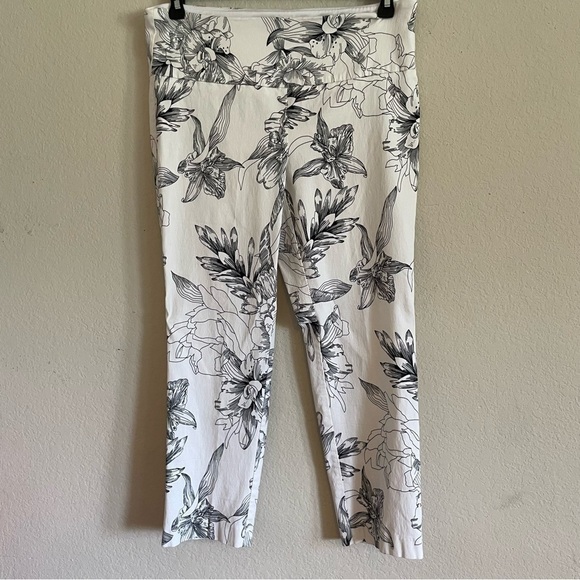 Soft surroundings woman's ankle pullon pant LPetite floral stretch tummy control - Picture 10 of 10